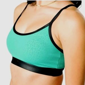 ZYIA JADE RIVER STONE LIGHT N TIGHT ADJUSTABLE STRAP SPORTS BRA. MEDIUM